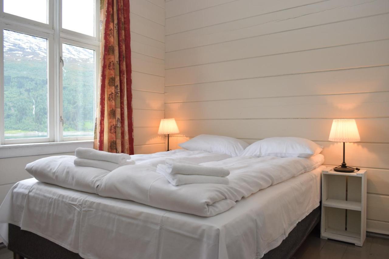 Solheim Gard Villa สตรีน ภายนอก รูปภาพ